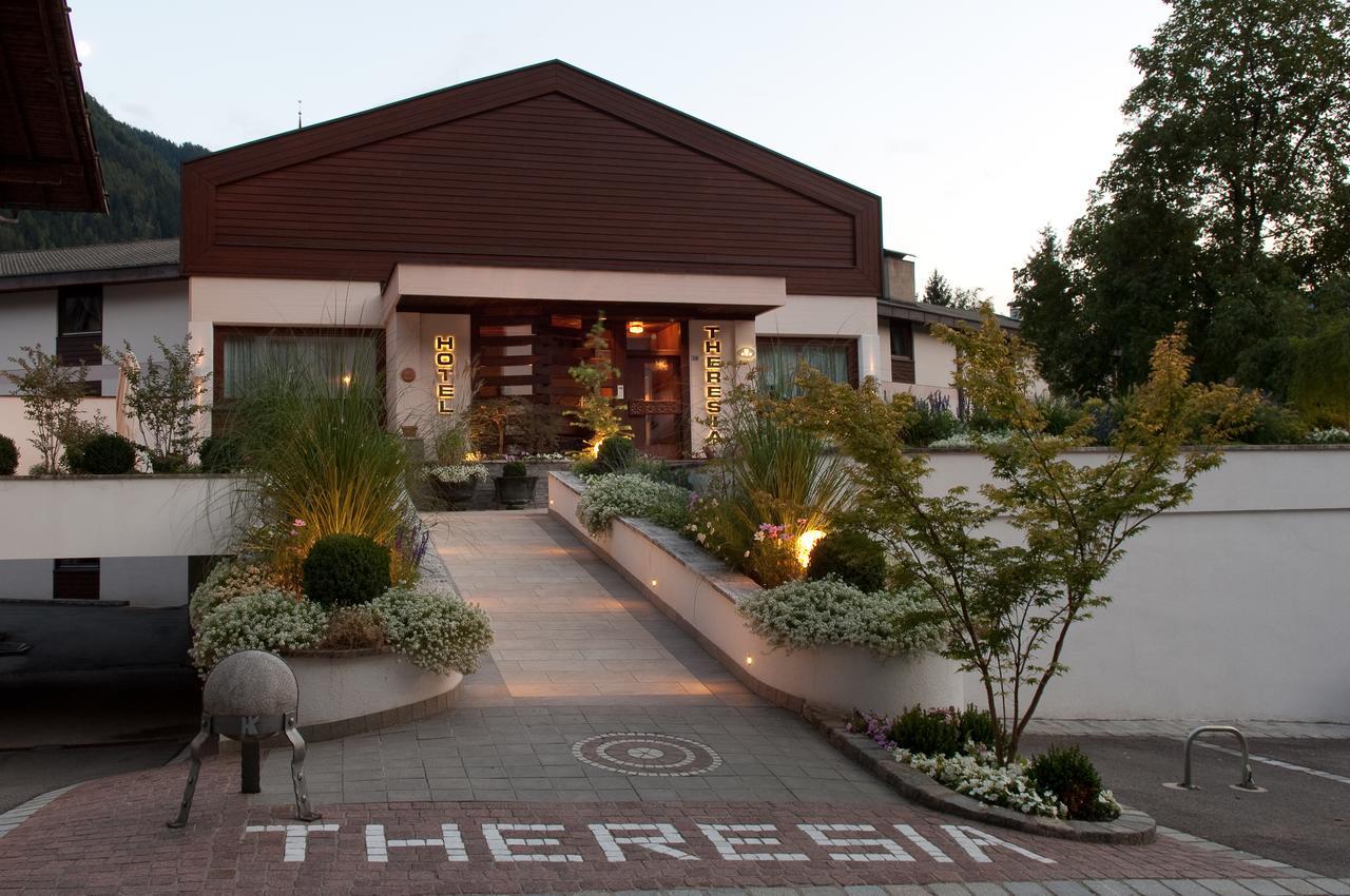 Hotel Theresia سان ليوناردو إن باسيريا المظهر الخارجي الصورة