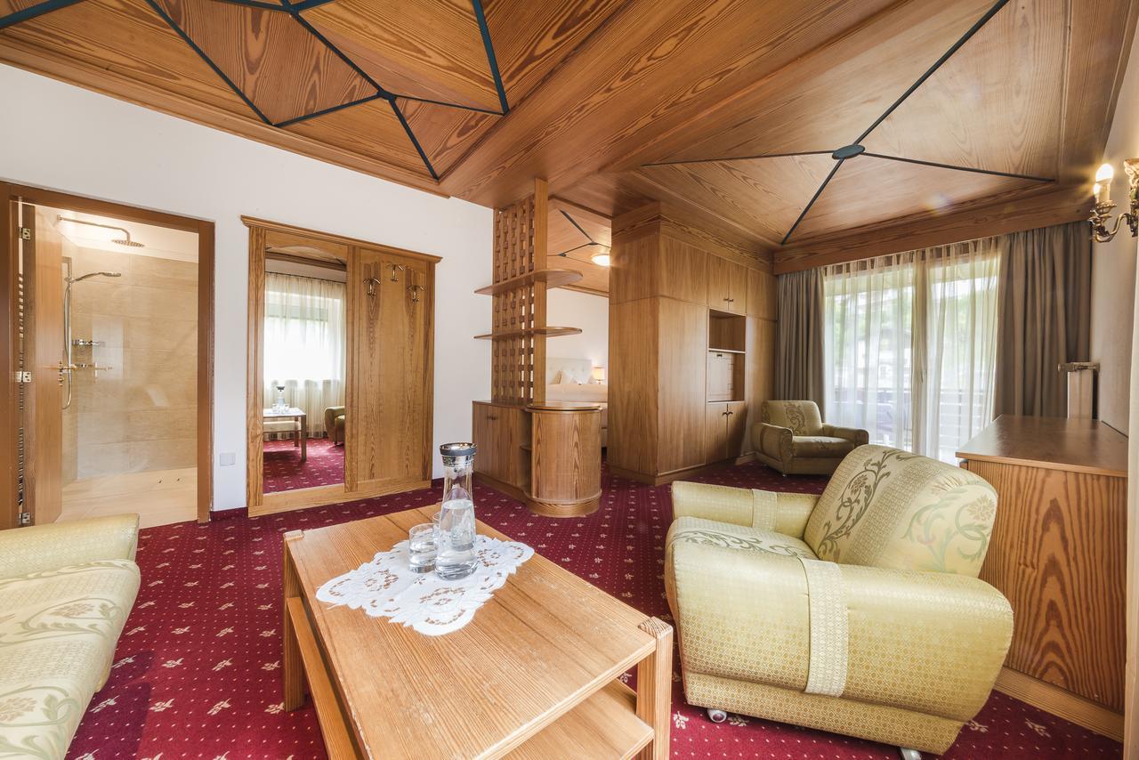 Hotel Theresia سان ليوناردو إن باسيريا المظهر الخارجي الصورة